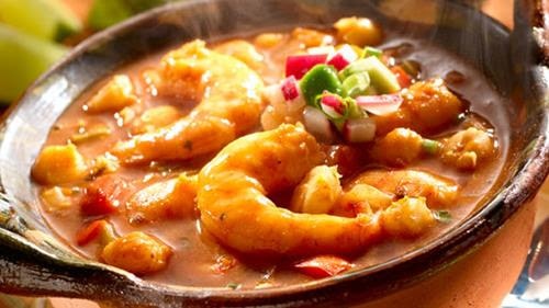 Pozole de mariscos